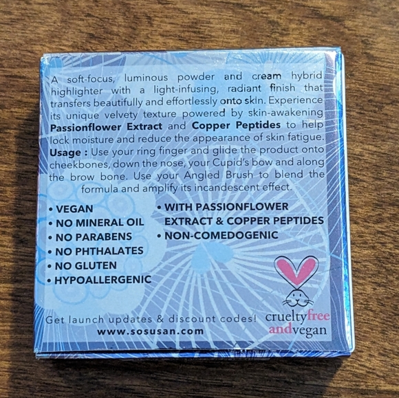 Halo On High - Cream-To-Powder Luminizer - Picture 3 of 12